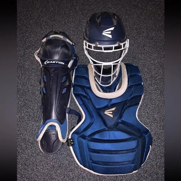 Used Catchers Gear - Picture 3 of 3